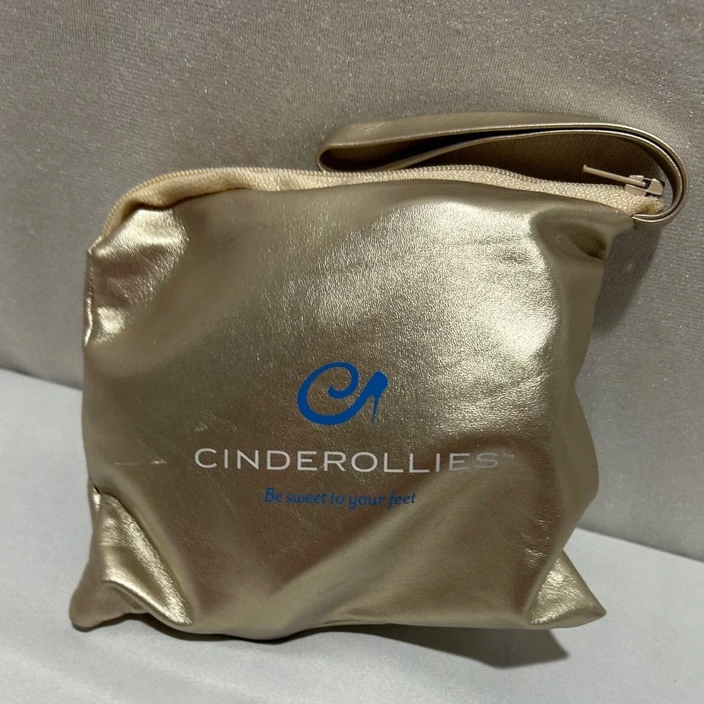 Cinderollies Women's Ballet Flats Size M Metallic Gold Slip On‎ Foldable Travel